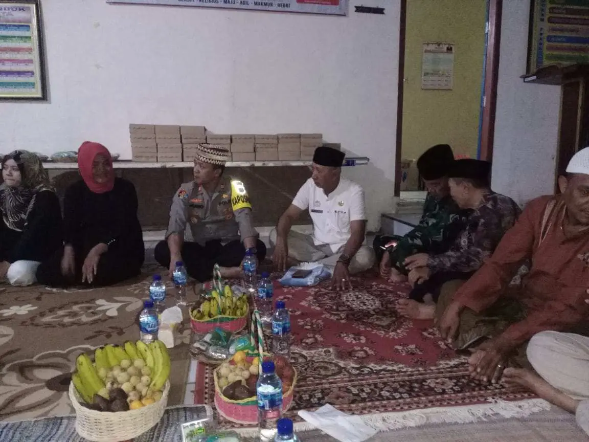 PJS Kuwu Desa Singakerta Kabupaten Indramayu Adakan Bukber Bersama Masyarakat